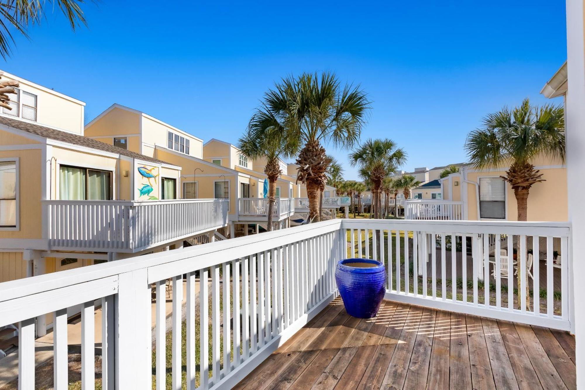 ​Sandpiper Cove Destin Room photo